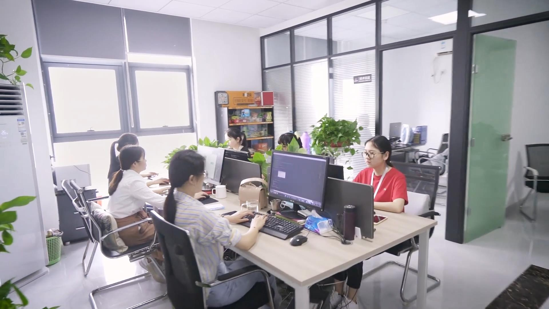 j9真人第一品牌中小企业做官网有必要定制吗？靠谱j9真人第一品牌网站建设公司怎么选